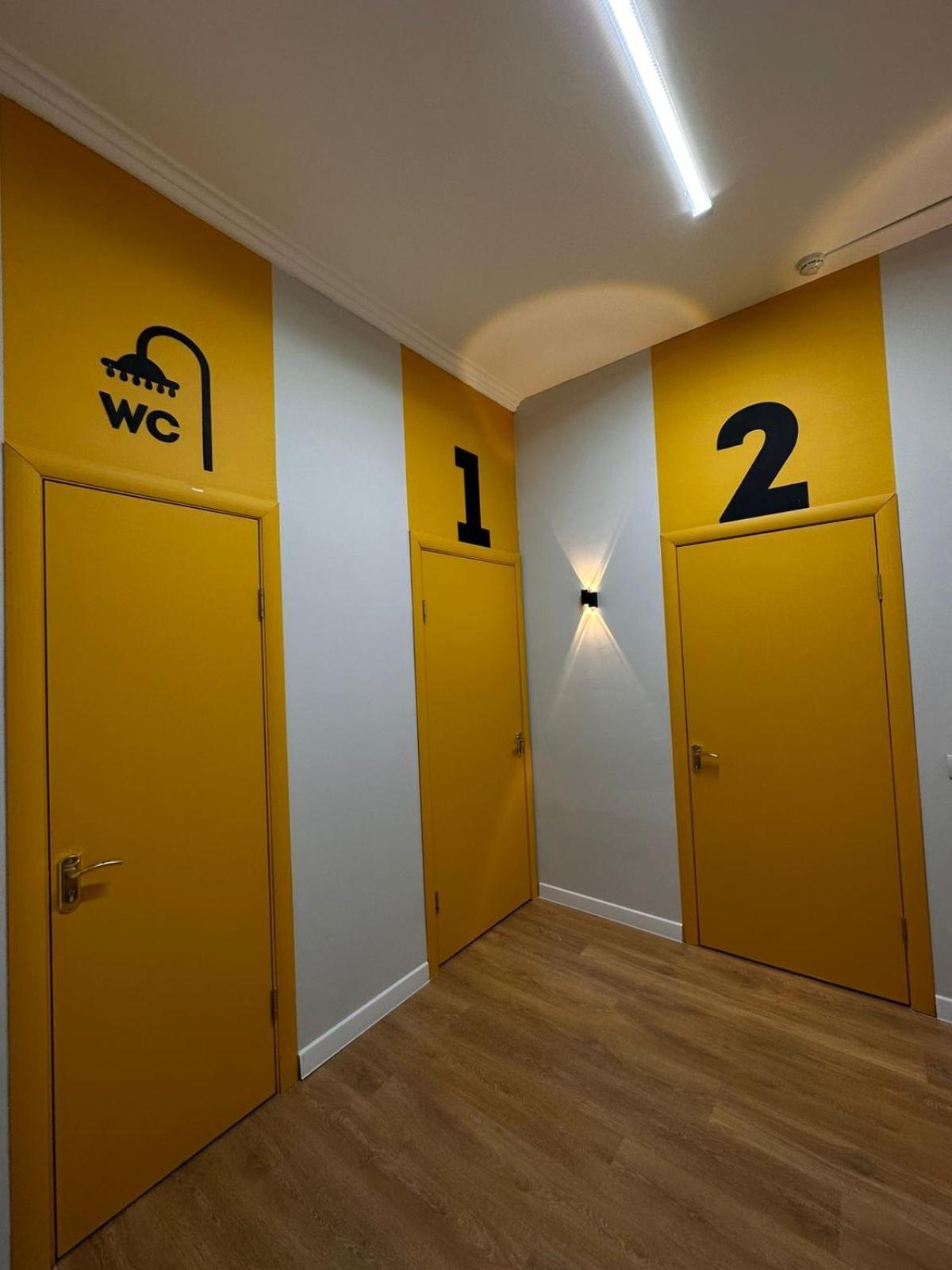 Friends Hostel Астана Екстер'єр фото