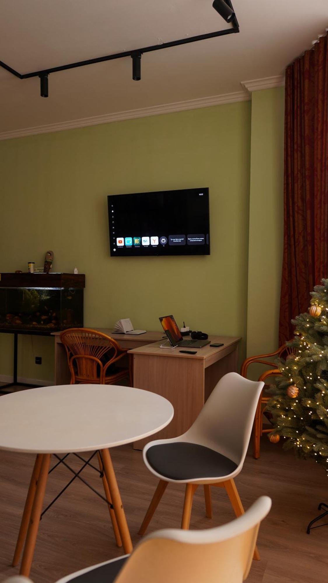 Friends Hostel Астана Екстер'єр фото
